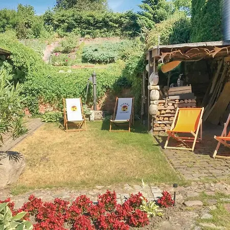 Nice In With 3 Bedrooms And Wifi Casa vacanze