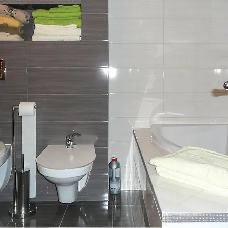Nice In With 3 Bedrooms And Wifi Casa vacanze