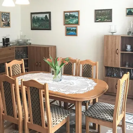 Nice In With 3 Bedrooms And Wifi Casa vacanze